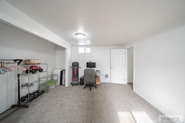 1530 Vernon Avenue, Blackfoot, ID 83221