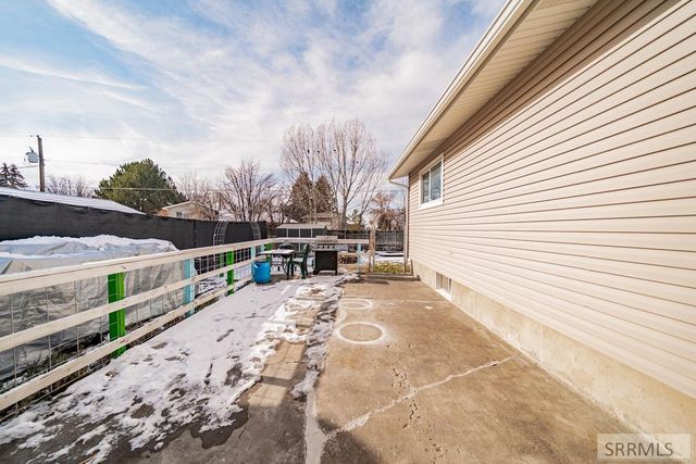 1530 Vernon Avenue, Blackfoot, ID 83221