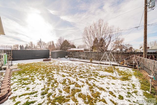 1530 Vernon Avenue, Blackfoot, ID 83221