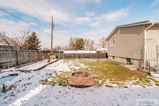 1530 Vernon Avenue, Blackfoot, ID 83221