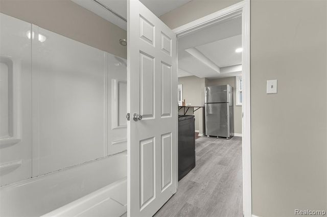 8279 Hugh Street, Westland, MI 48185