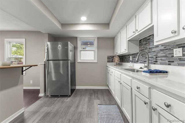 8279 Hugh Street, Westland, MI 48185