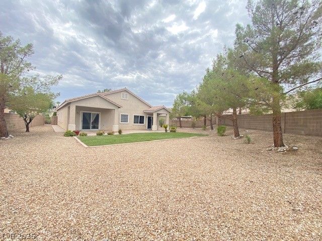 3212 Cambridge Hollows Court, Las Vegas, NV 89135