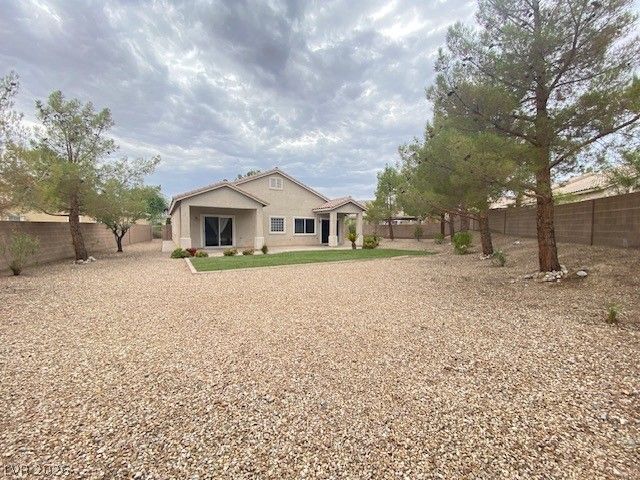 3212 Cambridge Hollows Court, Las Vegas, NV 89135