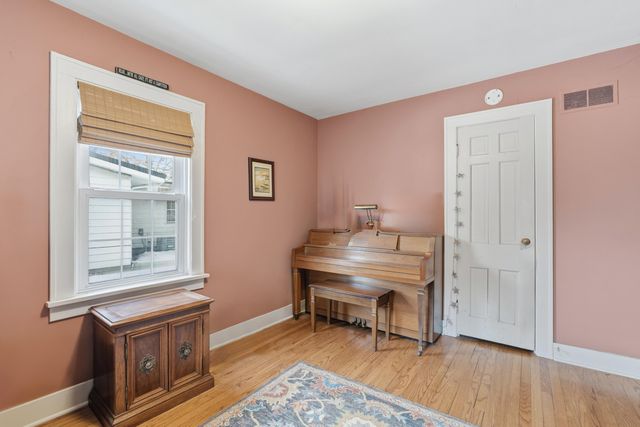 1612 Richards Street, La Porte, IN 46350