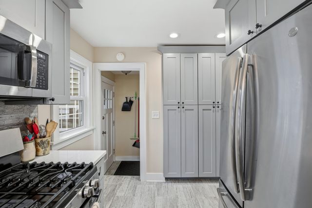 1612 Richards Street, La Porte, IN 46350