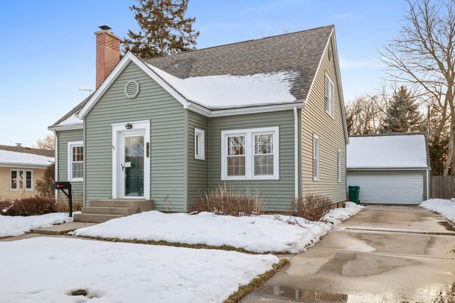 1612 Richards Street, La Porte, IN 46350