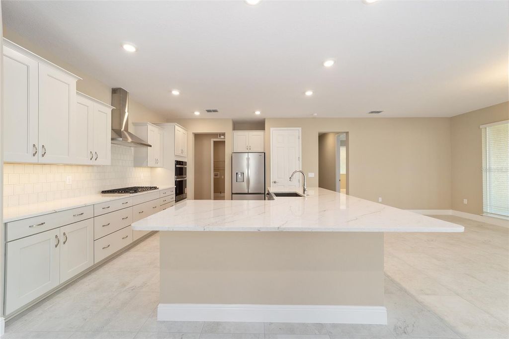 Image 20 of property listing at 10079 SW 82ND PLACE ROAD, Ocala, FL 34481