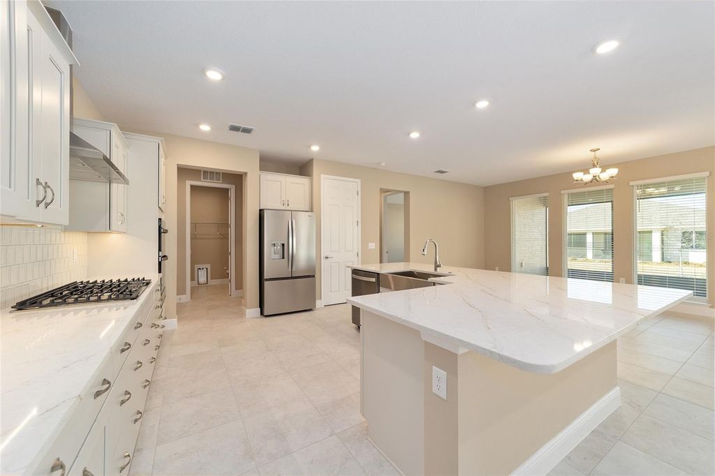 Image 21 of property listing at 10079 SW 82ND PLACE ROAD, Ocala, FL 34481