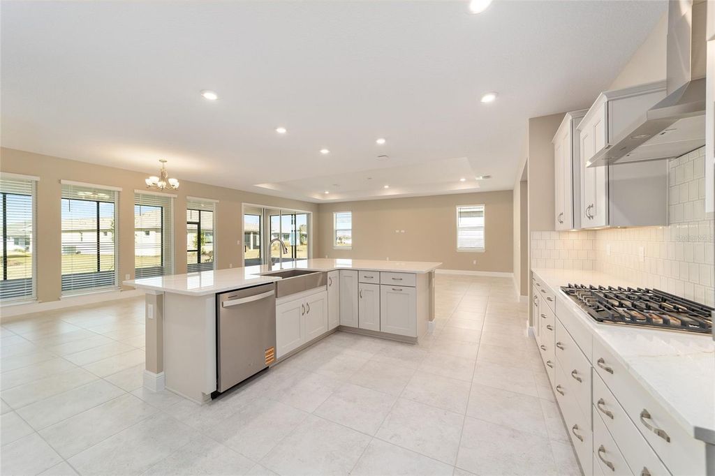 Image 22 of property listing at 10079 SW 82ND PLACE ROAD, Ocala, FL 34481