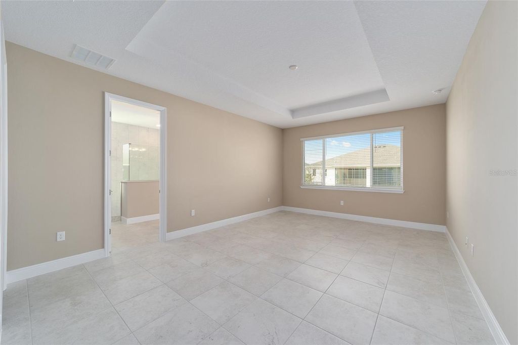 Image 25 of property listing at 10079 SW 82ND PLACE ROAD, Ocala, FL 34481