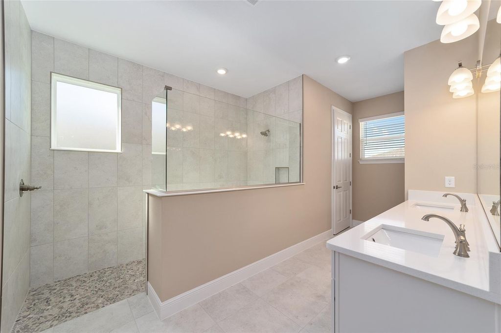 Image 27 of property listing at 10079 SW 82ND PLACE ROAD, Ocala, FL 34481