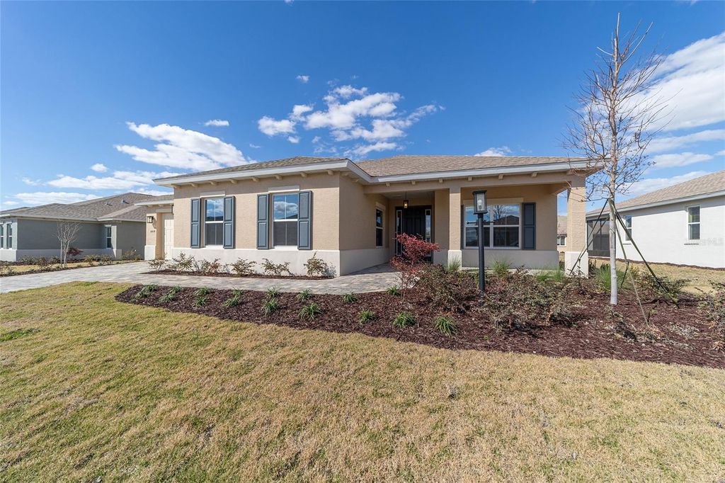 Image 5 of property listing at 10079 SW 82ND PLACE ROAD, Ocala, FL 34481