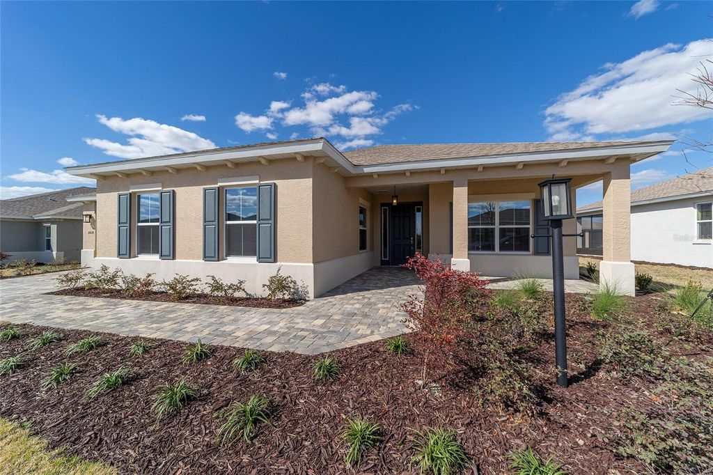 Image 6 of property listing at 10079 SW 82ND PLACE ROAD, Ocala, FL 34481