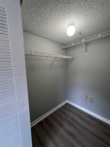 761 N Pine Island Road 203, Plantation, FL 33324