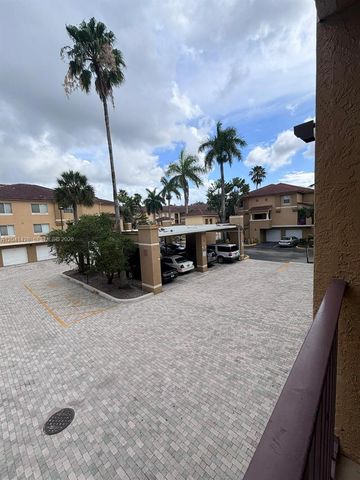 761 N Pine Island Road 203, Plantation, FL 33324