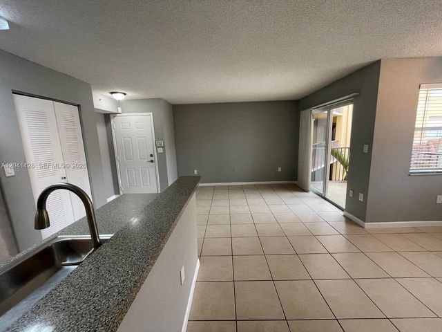 761 N Pine Island Road 203, Plantation, FL 33324
