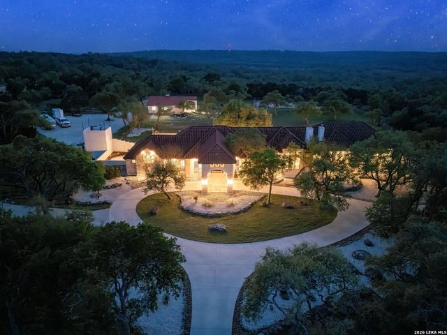 376 San Marcos Trail, New Braunfels, TX 78132