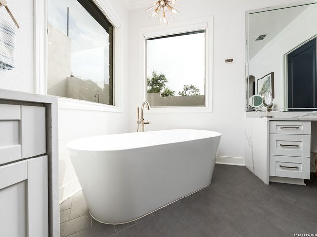 376 San Marcos Trail, New Braunfels, TX 78132