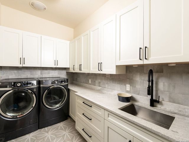 376 San Marcos Trail, New Braunfels, TX 78132