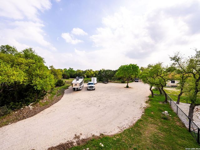 376 San Marcos Trail, New Braunfels, TX 78132