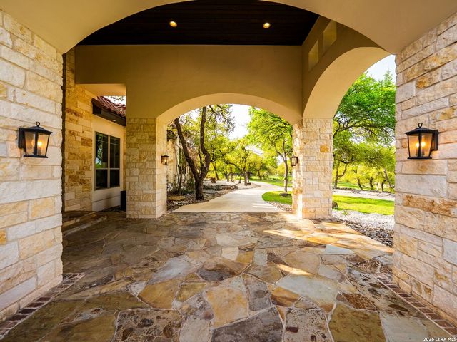 376 San Marcos Trail, New Braunfels, TX 78132
