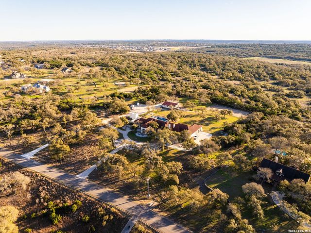 376 San Marcos Trail, New Braunfels, TX 78132
