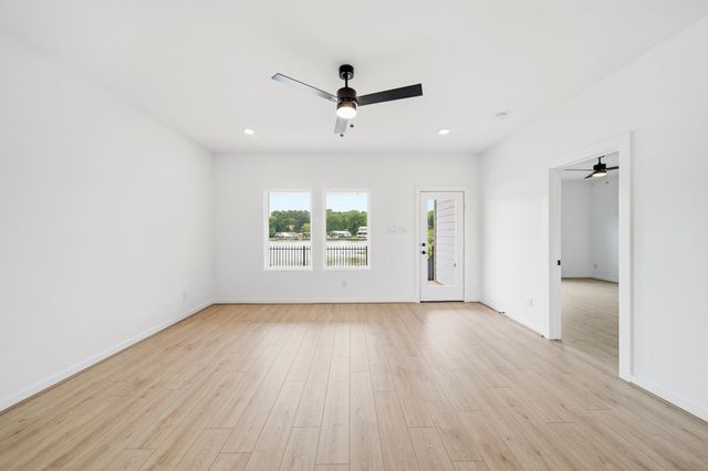 13132 Sorrento Bay Drive, Willis, TX 77318