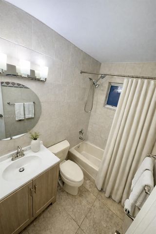 17831 NW 84th Court, Miami, FL 33015