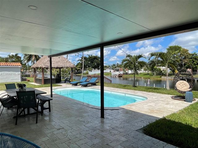 17831 NW 84th Court, Miami, FL 33015