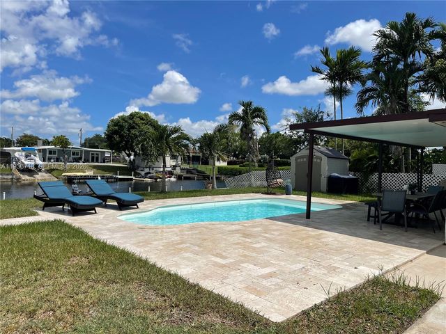 17831 NW 84th Court, Miami, FL 33015