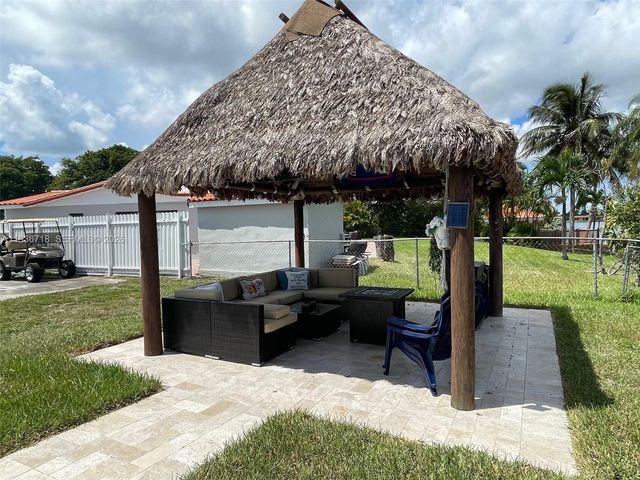 17831 NW 84th Court, Miami, FL 33015