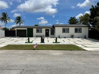 17831 NW 84th Court, Miami, FL 33015