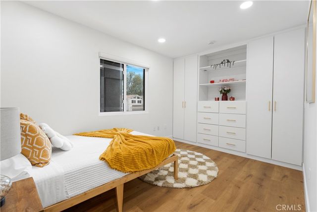 16542 Los Verdes, Huntington Beach, CA 92649