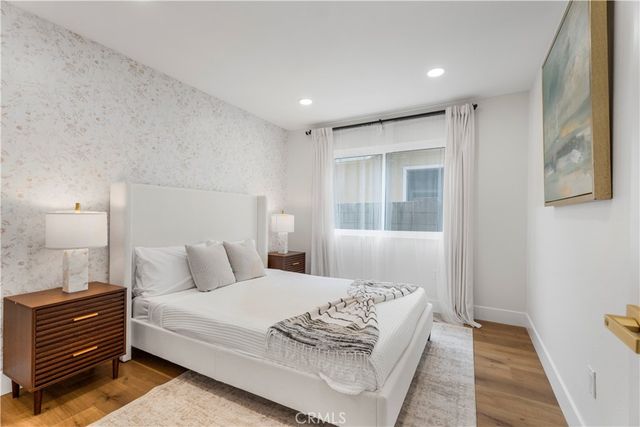 16542 Los Verdes, Huntington Beach, CA 92649