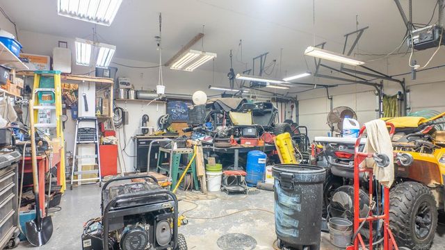 667 County Road 364, Thayer, MO 65791