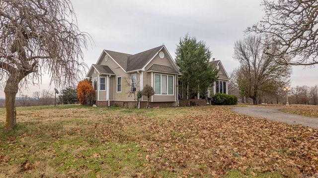 667 County Road 364, Thayer, MO 65791