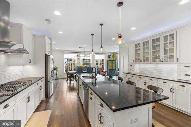 42240 GRAVES MOUNTAIN TER, Chantilly, VA 20152