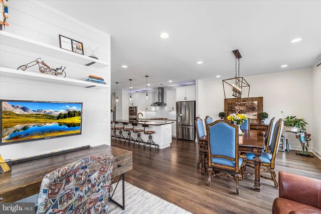 42240 GRAVES MOUNTAIN TER, Chantilly, VA 20152