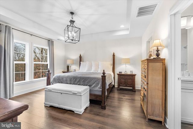 42240 GRAVES MOUNTAIN TER, Chantilly, VA 20152