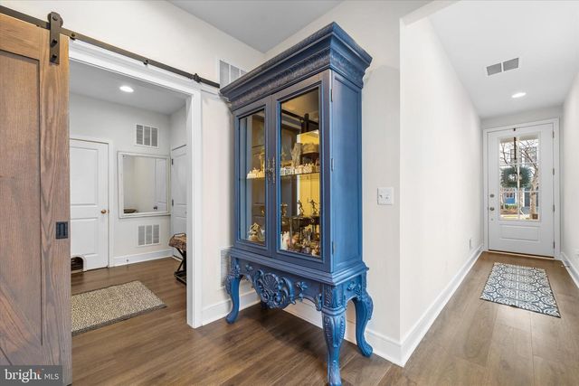 42240 GRAVES MOUNTAIN TER, Chantilly, VA 20152