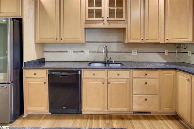 301 Glen Meadows Drive, Simpsonville, SC 29680