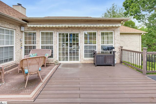 301 Glen Meadows Drive, Simpsonville, SC 29680