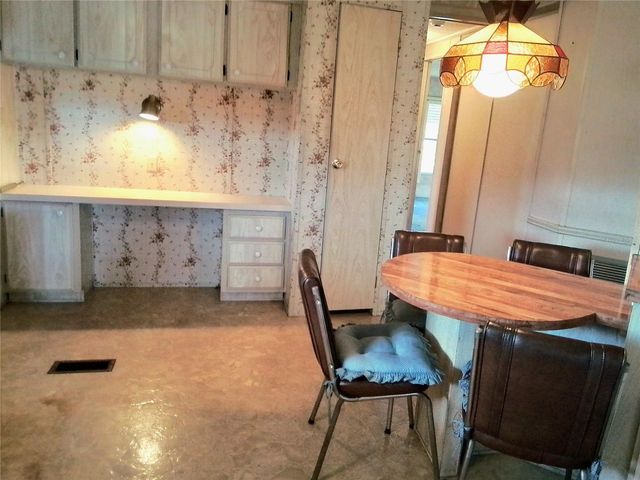 915 MARK ROAD, Leesburg, FL 34748