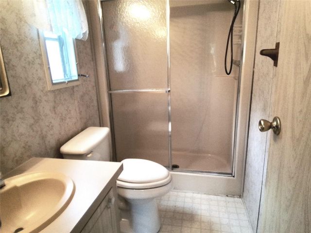 915 MARK ROAD, Leesburg, FL 34748