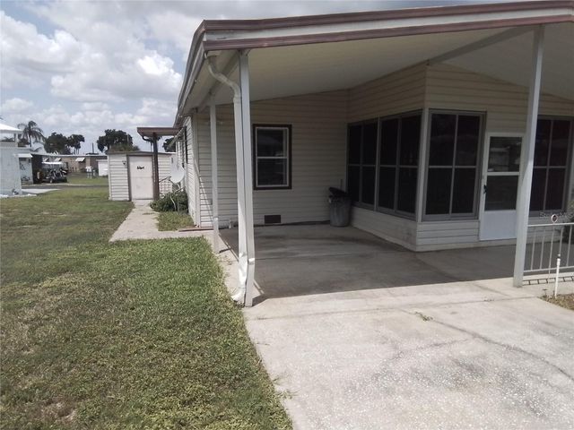 915 MARK ROAD, Leesburg, FL 34748