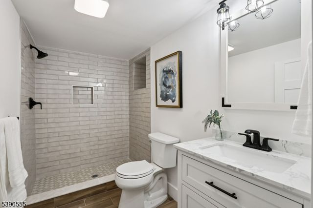 230 Pinehurst Ave, Scotch Plains Twp., NJ 07076