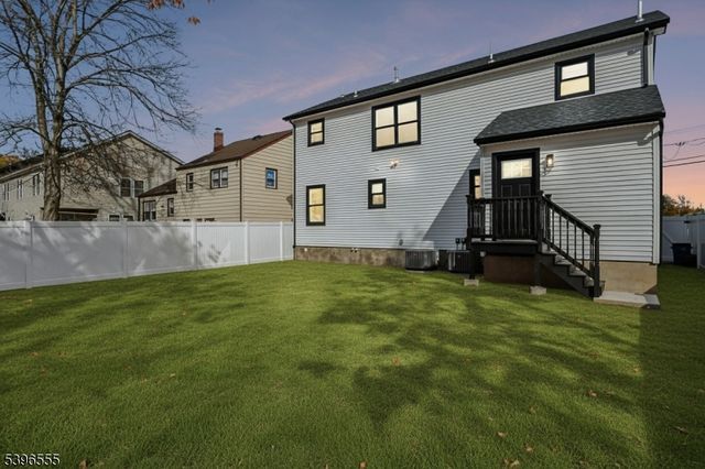 230 Pinehurst Ave, Scotch Plains Twp., NJ 07076