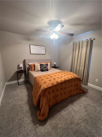 2002 SW Price Avenue, Lowell, AR 72745