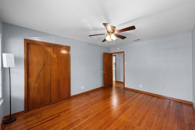 1330 S Pecan Street, Arlington, TX 76010